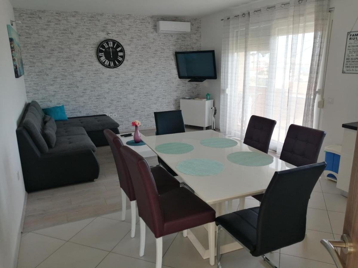 Lana I Natali Apartment Kaštela Екстериор снимка